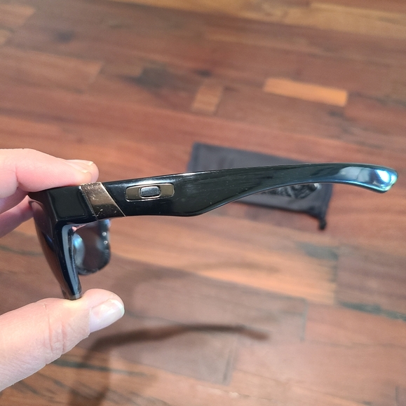 Oakley Jupiter Sunglasses - Picture 9 of 10